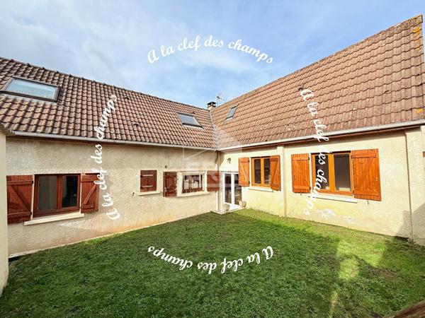 Maison à vendre à GOMETZ LE CHATEL - 5 pièces 123 m²