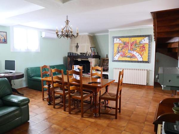 Maison Plan De Cuques 7 pièce(s) 182 m2