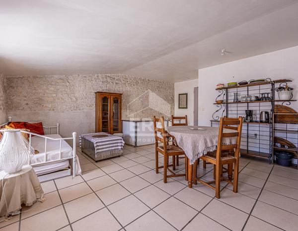 Maison en pierre Salles Sur Mer