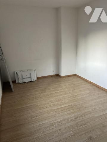 MAISON PONT ST LADRE