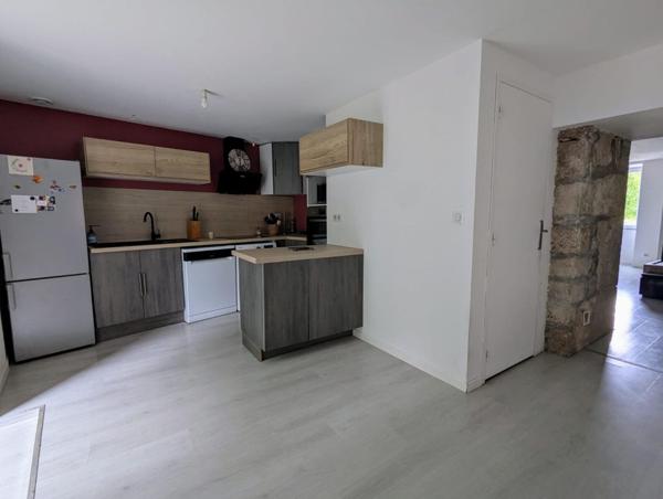 Jolie maison en Pierre rénovée proche de Marcillac-Vallon