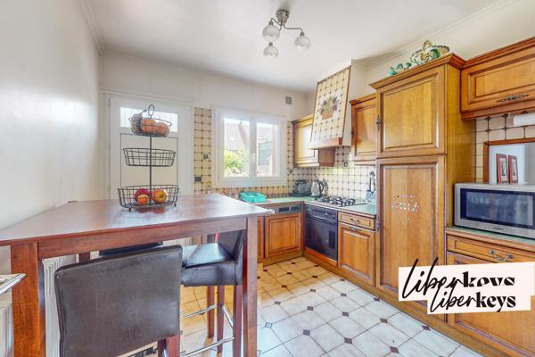 Jolie maison saine et familiale de 7 pièces à Drancy.