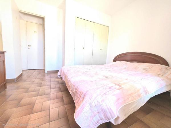 Maison Le Lavandou 35 m2 ,piscine ,terrasse face a la mer ,parking, cellier