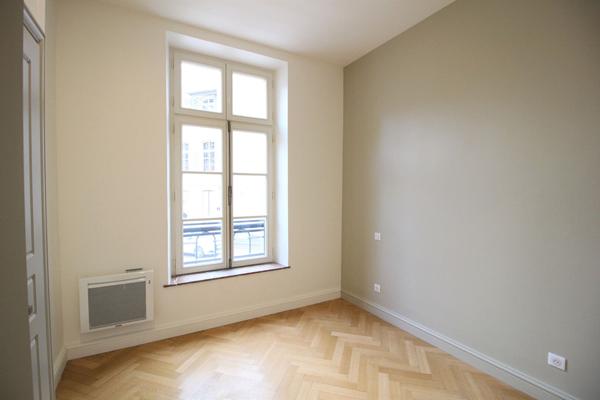 APPARTEMENT F2 METZ GARE