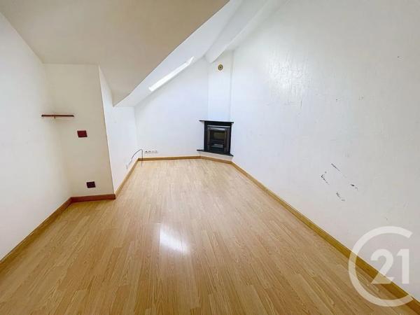 Maison à vendre  5 pièces - 98 m 2   PONTAULT COMBAULT  - 77