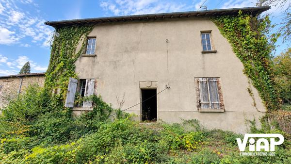 Maison et granges à rénover , Saint just le martel