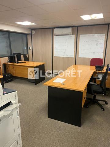Location bureau Bagnolet - 491 m² - 12 056 €/mois