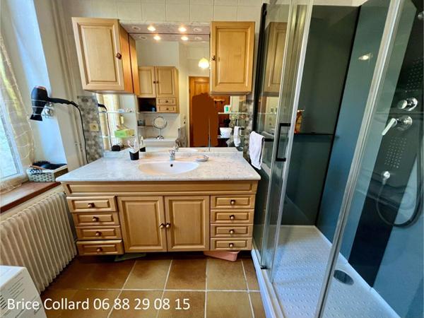 60180 NOGENT SUR OISE Charmante maison de ville 3 chambres + bureau et accès VL