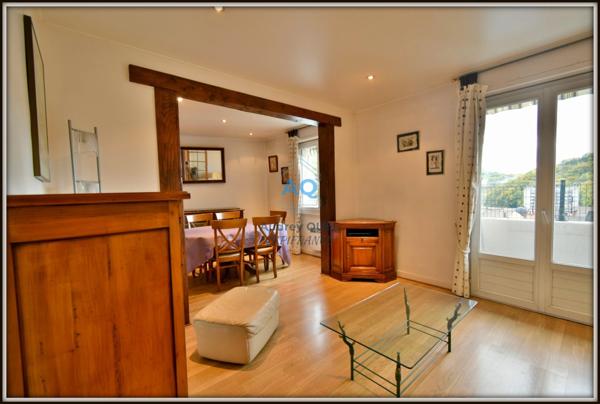 A vendre Appartement T3 – 64,25 m² – Centre-ville de VALSERHONE (01200)