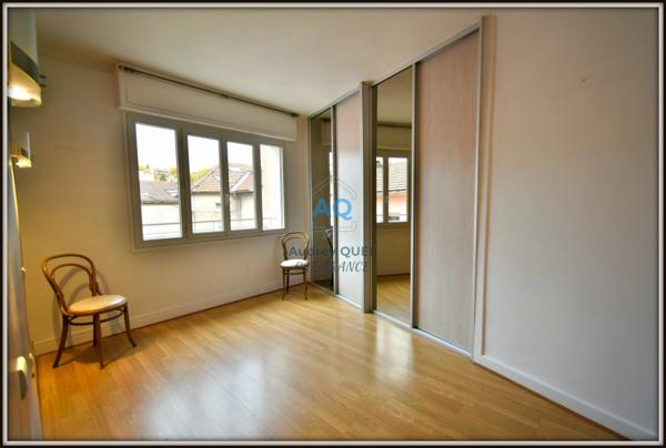 A vendre Appartement T3 – 64,25 m² – Centre-ville de VALSERHONE (01200)