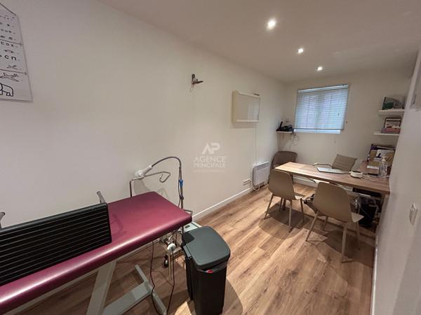 Versailles - Notre dame - appartement en rez de chaussée - 39 m2 295 000 € **  - Référence  28452