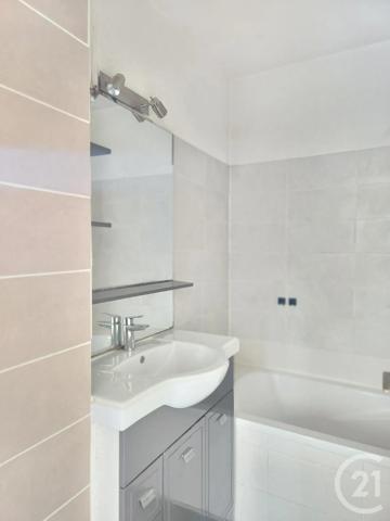 Appartement F2 à vendre  2 pièces - 39,54 m 2   VILLEURBANNE  - 69