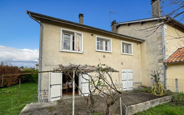 Maison à vendre    4 pièces •  Saint-Astier