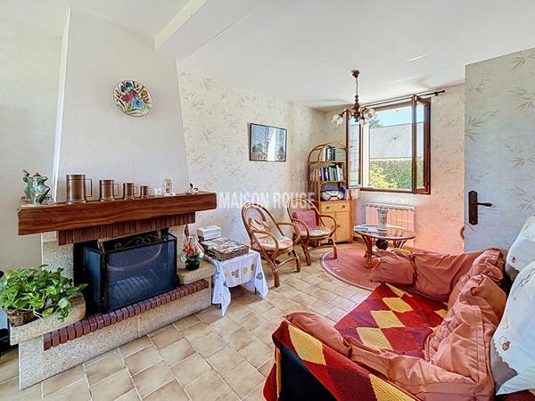 Maison familiale 5 pièces avec chambre au rez-de-chaussée et garage à Pleurtuit proche centre