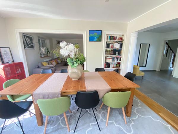 Maison - 6 pièces - 166 m²