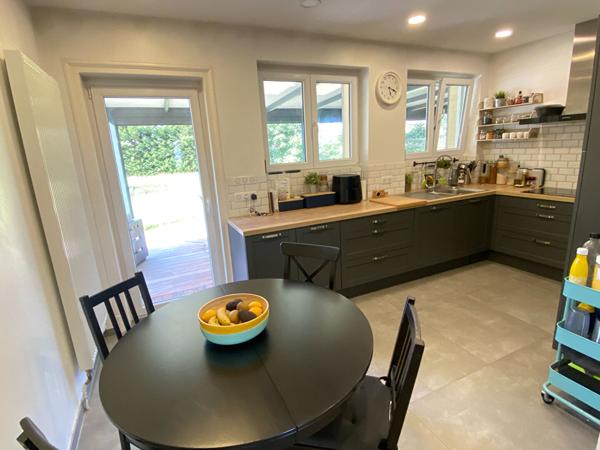 Maison - 6 pièces - 166 m²