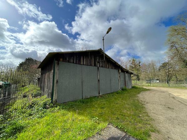 Pavillon sur Sous-sol proche centre ville de Baugé !