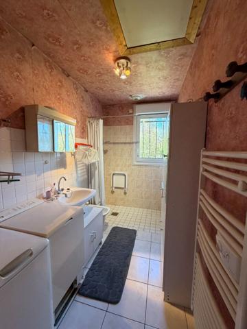 Pavillon sur Sous-sol proche centre ville de Baugé !