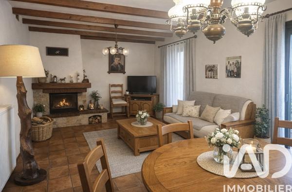 Maison à vendre 9 pièces 180 m² Saint-Hilaire-de-la-Côte