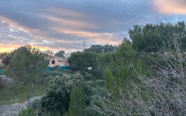 Maison à vendre    5 pièces •  Aramon