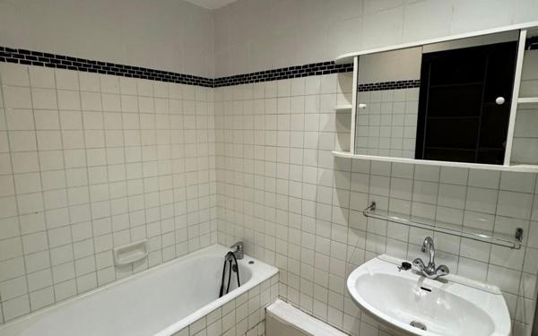 Appartement à louer    4 pièces •  Le Martinet