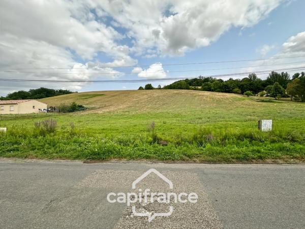 Terrain à vendre  SAINT CAPRAIS DE LERM (47)