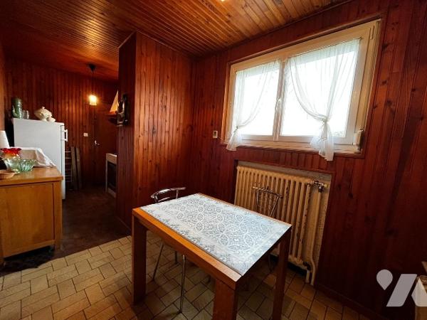 Maison à vendre, 90 m², deux chambres, à Langres.