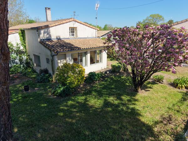 17132 MESCHERS SUR GIRONDE Maison Meschers Sur Gironde 7 pièce(s) 219 m2