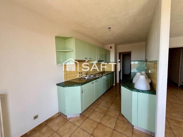 Appartement T4 (84m2) avec terrasse et vue dégagée