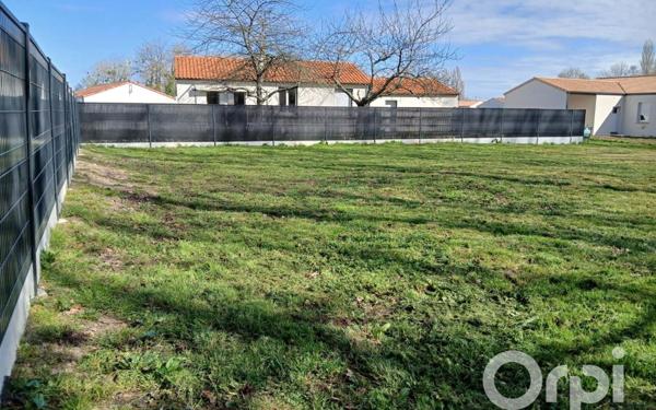 Terrain à vendre    Commequiers