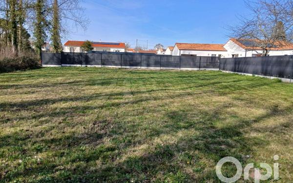 Terrain à vendre    Commequiers