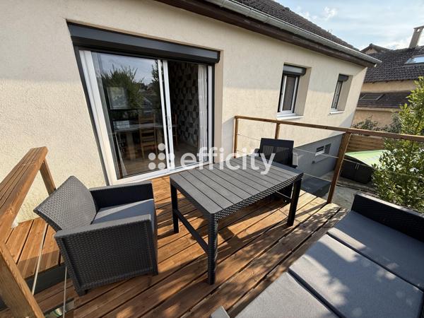 Maison
         5 pièces
        - 110 m² Exclusivité 355 000 € *