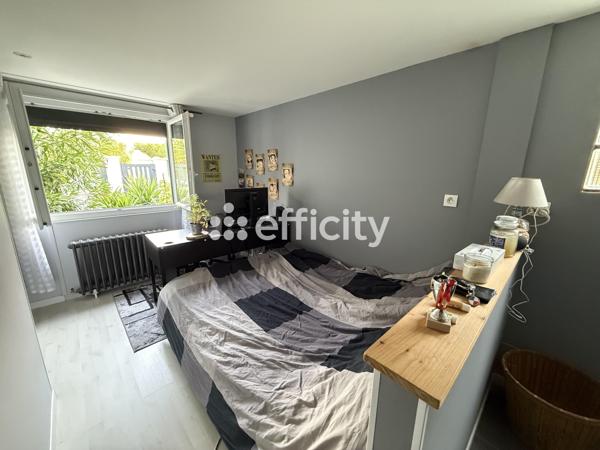 Maison
         5 pièces
        - 110 m² Exclusivité 355 000 € *