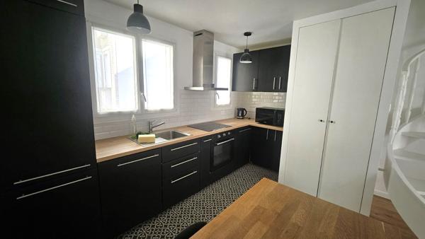 Duplex meublé Courbevoie - 3 pièces - 53.60 m2