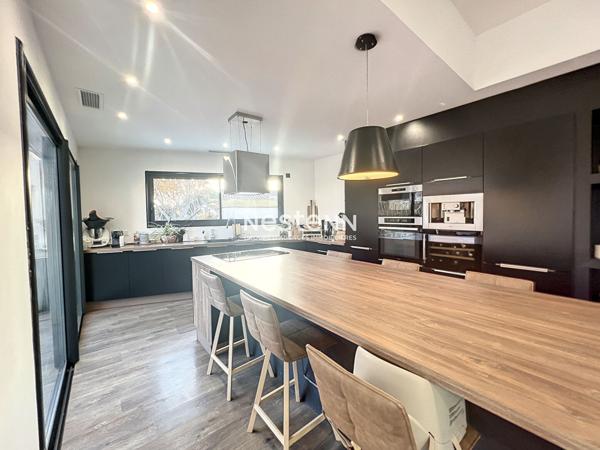 Maison Cabestany 5 pieces, jardin, piscine et garage.