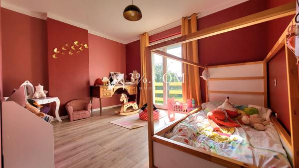 Maison 7 pièce(s) 4 chambre(s) 173.95 m²