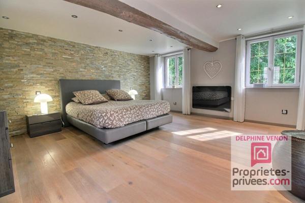 Exclusivité- Longère avec beaucoup de cachet avec piscine et parc arboré de 5585 m² proche Loire à Germigny Des Prés