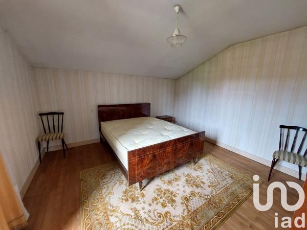 Maison 5 pièces de 114 m² à Nieuil (16270)