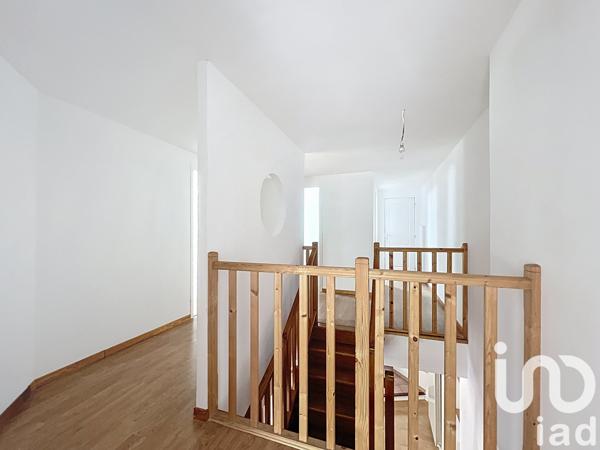 Maison à vendre 6 pièces 150 m² Saint-Georges-de-Luzençon