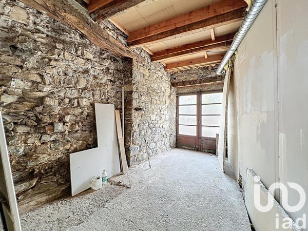 Maison à vendre 6 pièces 150 m² Saint-Georges-de-Luzençon