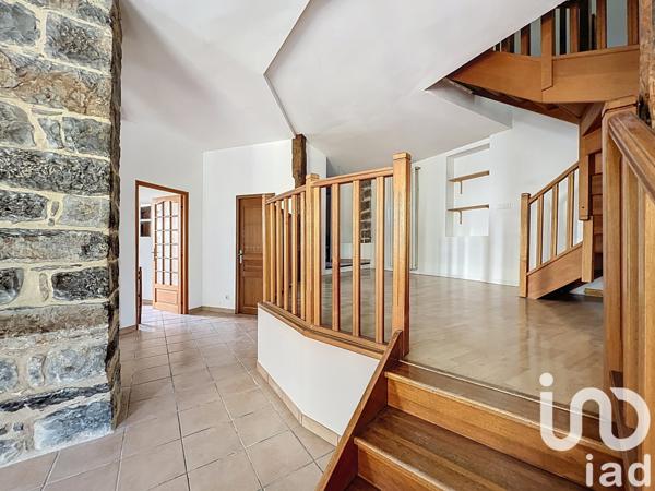 Maison à vendre 6 pièces 150 m² Saint-Georges-de-Luzençon
