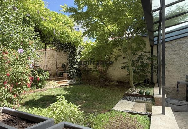 A vendre ORLEANS Dunois, maison bourgeoise avec jardin