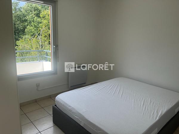 Location appartement près de VILLEFONTAINE - 2 pièce(s) - 39 m² - 695 €/mois