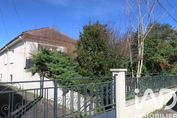 Maison à vendre 6 pièces 137 m² Poitiers