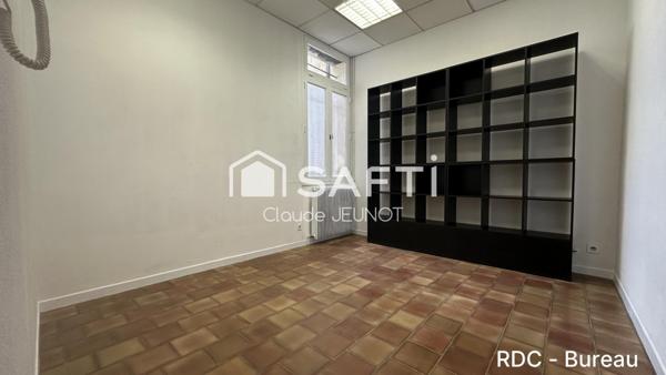 Immeuble en pierre rénové 165 m² – Investissement locatif à haut rendement – Bordeaux Bastide