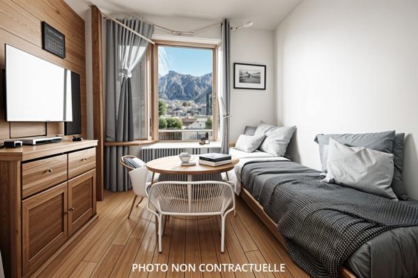 MARSEILLE 13 - APPARTEMENT 3 CHAMBRES - AU CALME - TERRASSE- ASCENSEUR -