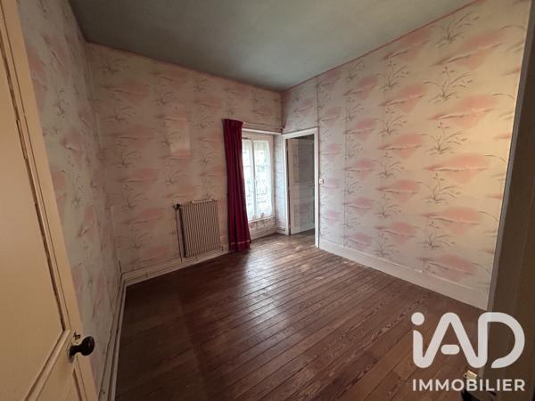 Maison à vendre 7 pièces 182 m² Saint-Rémy-du-Val
