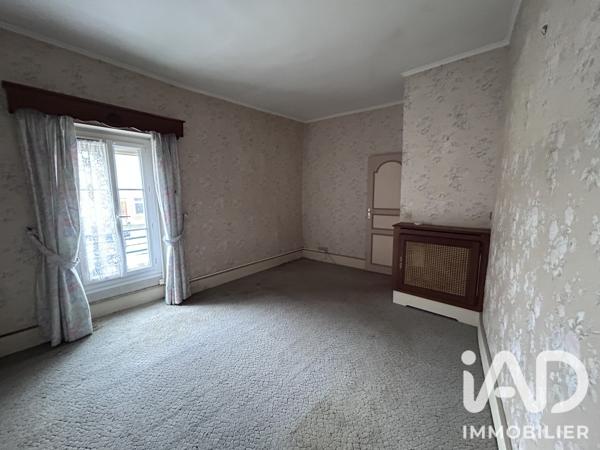 Maison à vendre 7 pièces 182 m² Saint-Rémy-du-Val