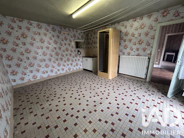 Maison à vendre 7 pièces 182 m² Saint-Rémy-du-Val