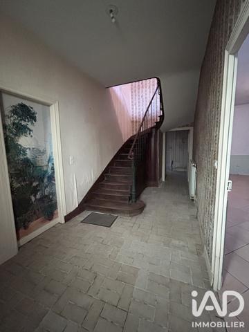 Maison à vendre 7 pièces 182 m² Saint-Rémy-du-Val